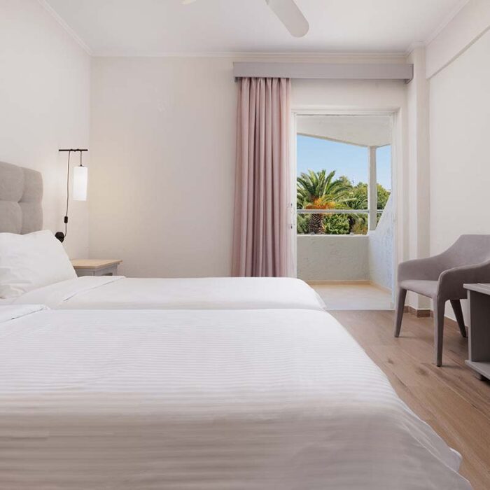 accommodation nafsika double room twin beds