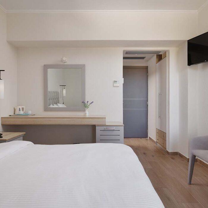 accommodation nafsika room double bed room