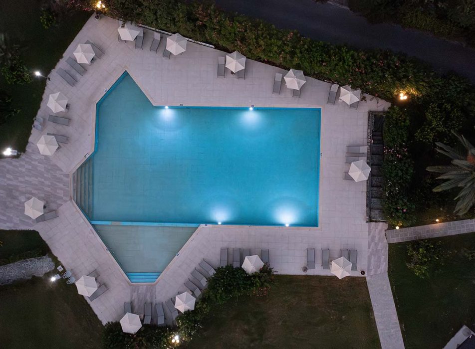 gallery facilities pool above